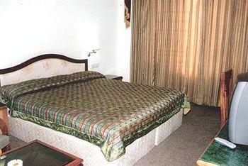 Grand Mumtaz Hotel Srinagar