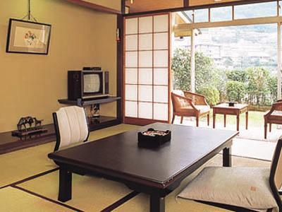 Kawasagien Isuzu Hotel