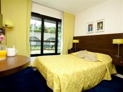 Residence Hoteliere Le 300