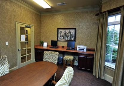 Marriott Execustay Crowne Midlothian