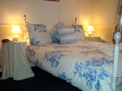 The New Inn Burnt Yates