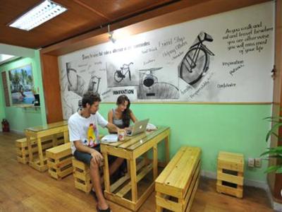 Vinh Hostel