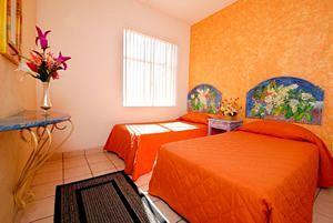 Hotel & Suites Galeria Morelia