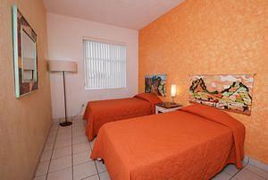 Hotel & Suites Galeria Morelia