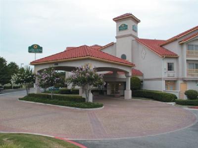 La Quinta Inn and Suites Fort Worth North