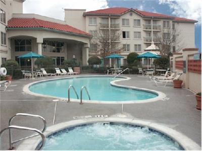 La Quinta Inn and Suites Fort Worth North