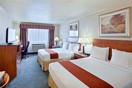 Holiday Inn Express Hotel & Suites Burlington