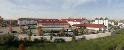 Normandy Farm Hotel & Conference Center
