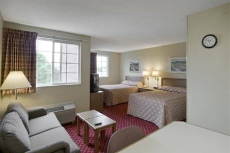 Homestead Studio Suites Kansas City - Airport