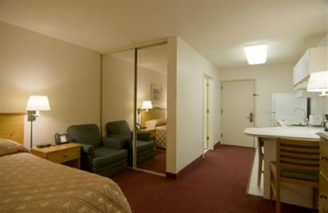 Homestead Studio Suites Vernon Hills