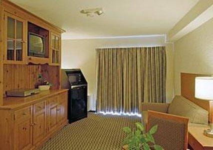 Comfort Inn Brampton