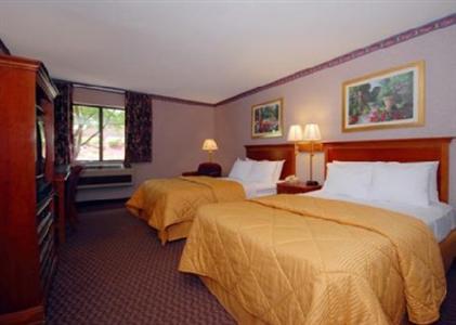 Comfort Inn West Akron