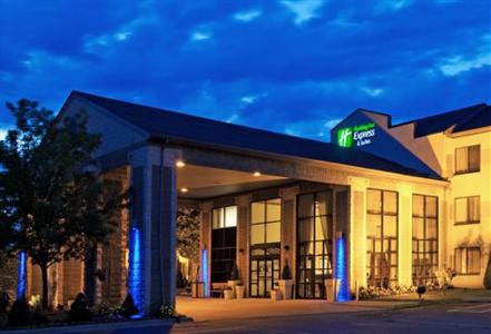 Holiday Inn Express Hotel & Suites Grand Rapids Airport