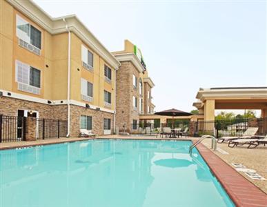 Holiday Inn Express & Suites Carthage