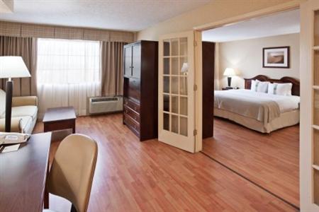 The Holiday Inn Niagara Falls