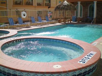 Holiday Inn Express Hotel & Suites Galveston West - Seawall