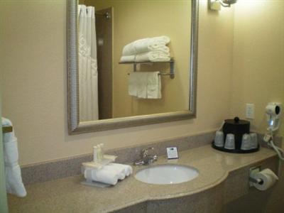 Holiday Inn Express Hotel & Suites Galveston West - Seawall