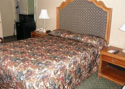 Rodeway Inn And Suites Riverton