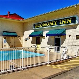 Economy Inn Conway