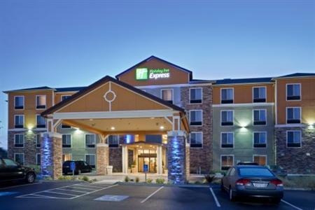 Holiday Inn Express Hotel and Suites Newport