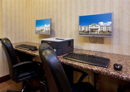 Holiday Inn Express Wixom