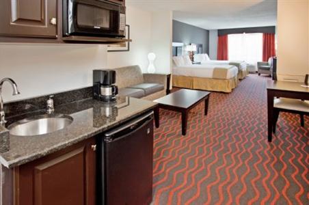 Holiday Inn Express Hotel & Suites Festus - South St. Louis