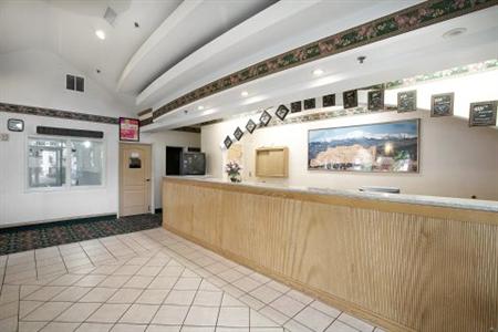 Americas Best Value Inn & Suites Colorado Springs