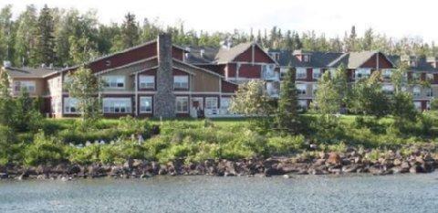 Cove Point Lodge