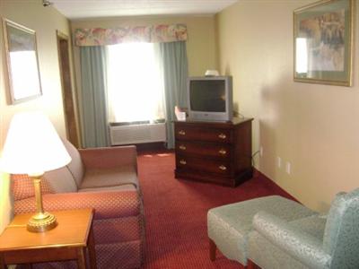 Holiday Inn Express North Huntingdon