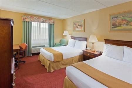 Holiday Inn Express North Huntingdon