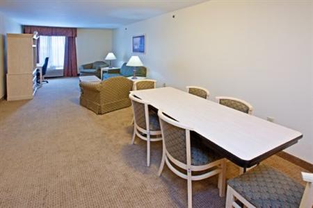 Holiday Inn Express South Haven