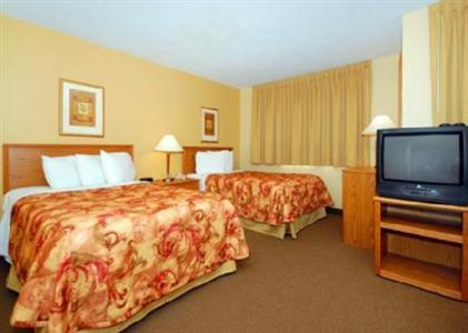 MainStay Suites Pittsburgh Airport