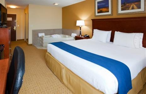 Holiday Inn Express Sheboygan - Kohler (I-43)