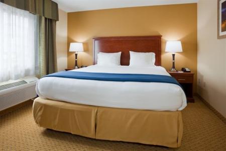 Holiday Inn Express Sheboygan - Kohler (I-43)