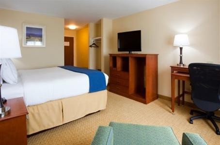 Holiday Inn Express Sheboygan - Kohler (I-43)