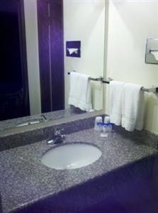 Americas Best Value Inn & Suites - Portland Airport