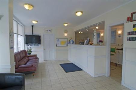 Americas Best Value Inn & Suites Cape Cod Hyannis