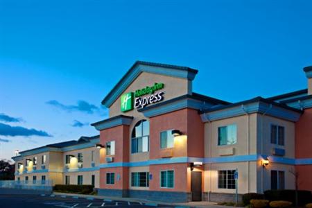 Holiday Inn Express Hotel & Suites Jackson