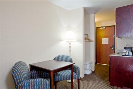 Holiday Inn Express Hotel & Suites Jackson