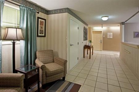 Candlewood Suites - Pittsburgh Airport