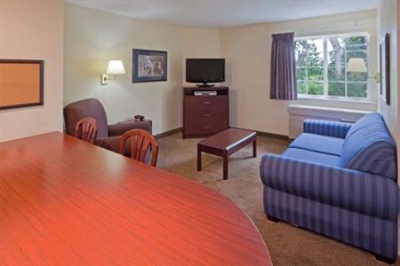 Candlewood Suites Fairfax