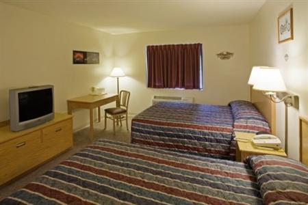 Americas Best Value Inn Shelbina