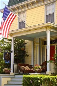 Yankee Peddler Inn