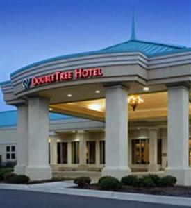 DoubleTree by Hilton Hotel Detroit - Novi