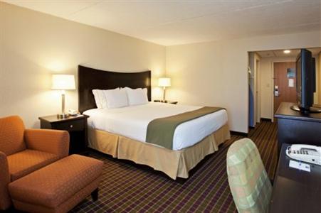 Holiday Inn Express London I-70