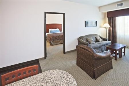 Staybridge Suites Plano - Richardson Area