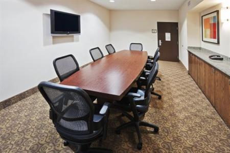 Staybridge Suites Plano - Richardson Area