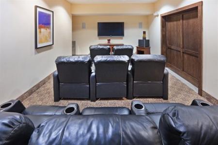 Staybridge Suites Plano - Richardson Area