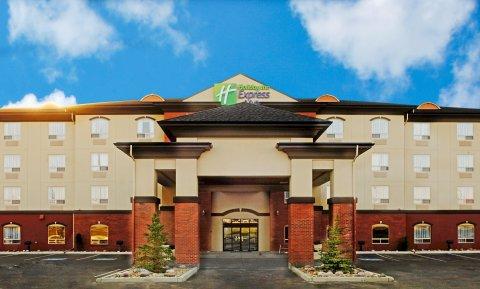 Holiday Inn Express Hotel & Suites Drayton Valley