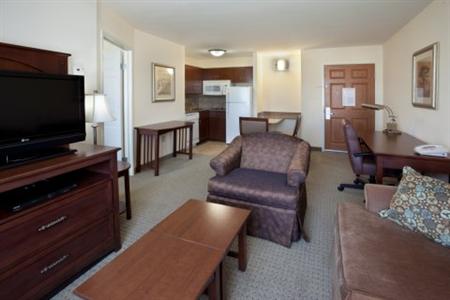 Staybridge Suites Austin Airport